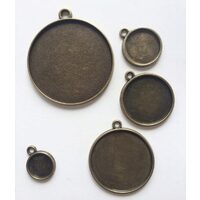 Medalion rotund, bronz cu agatatoare - ANT-CH