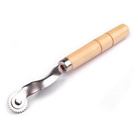 070210 - Roata zimtata pentru tipare, lungime 15 cm - STKL