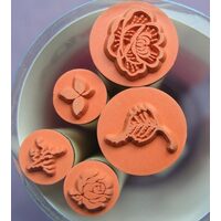 20-4888442 Set 5 stampile flori Heyda