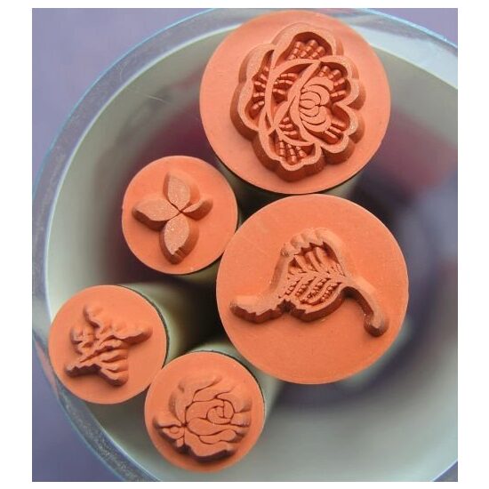 20-4888442 Set 5 stampile flori Heyda