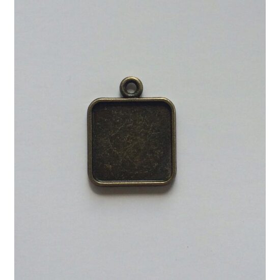 366894 - medalion bronz patrat cu agatatoare 15 x 15mm - ANT-CH