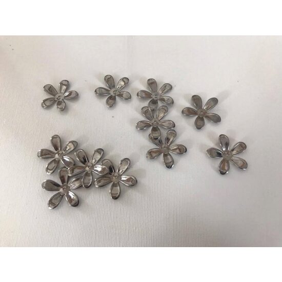 29960 - Set 10 accesorii floricele 2.5cm - nuanta nichelului - Pentart