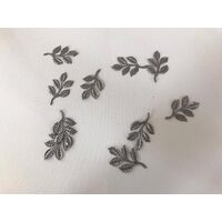 29988 - Set 10 accesorii floricele 4cm - nuanta nichelului - Pentart