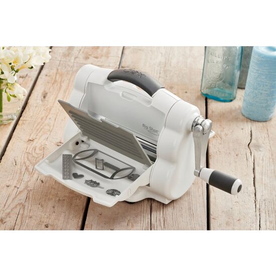 662220 Masina Big Shot Foldaway White and Grey + continut bonus gratuit - Sizzix