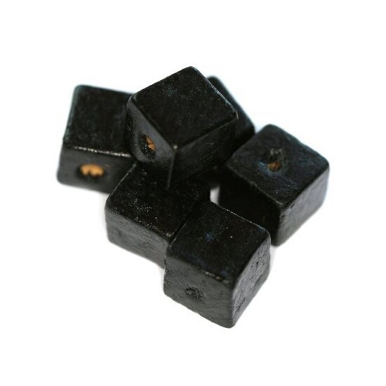 6537 - Margele lemn cubice 10 gr, 12mm - negre - POL