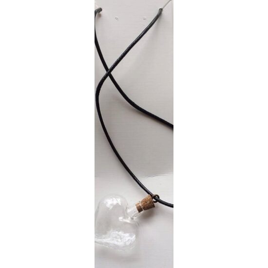 357581 - Medalion inima sticla, cu sfoara neagra - ANT-CH