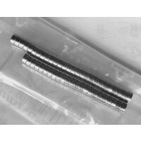 6500 - Set 50 magneti metalici, disc 3.5x1.5mm - PENTART