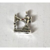 367276 - Charm metalic argintiu, masina de cusut - aprox 1.2cm - ANT-CH