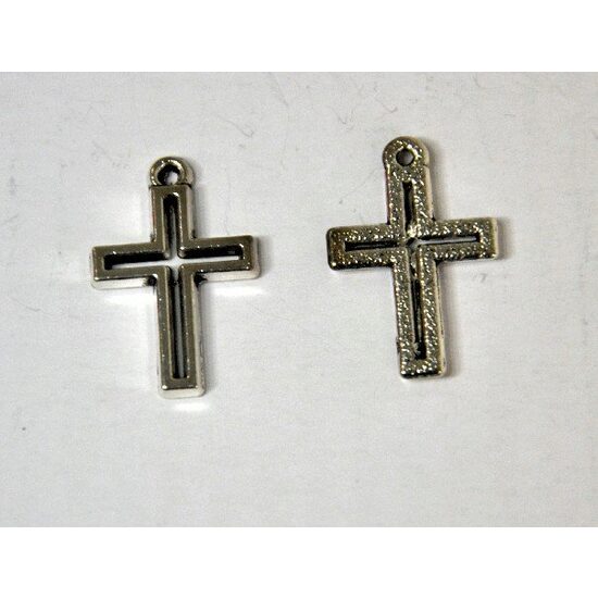 367254 - Charm metalic argintiu - cruciulita - ANT-CH