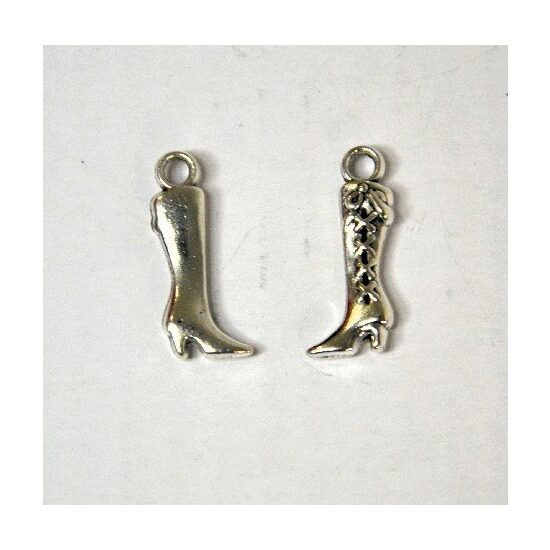 367235D - Charm metalic argintiu - cizme dama - ANT-CH