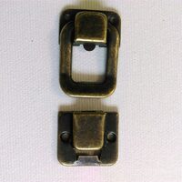366986D - Incuietoare metalica, 2 piese - bronz - 3.5x2.5cm - ANT-CH