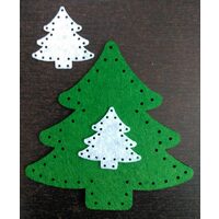 Set creativ de Craciun - figurine fetru, 1 brad mare + 2 brazi mici - Pentart 35509