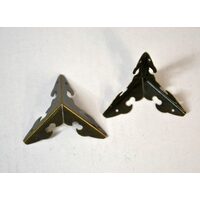 Coltar metal antic cu 3 laturi egale, 3cm - 366959D