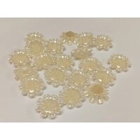 364925 - Set 20buc flori albe din acril, 2cm - ANT-CH