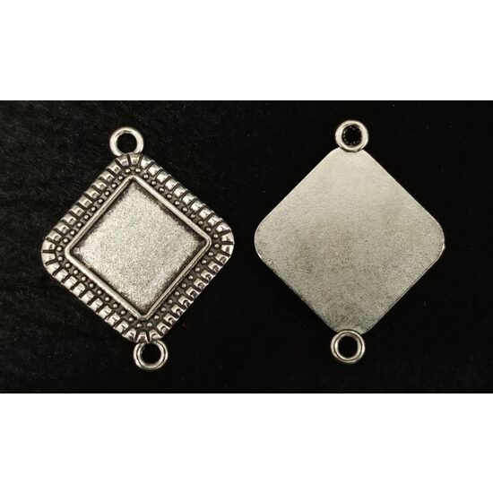 380668 Pandantiv din metal antichizat cu doua agatatori, 1.5x1.5cm - ANT-CH