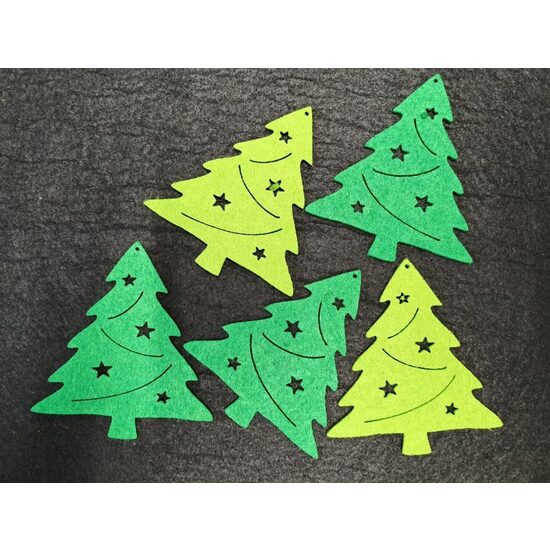 23251 - Set 5 figurine fetru bradut 6cmx7cm - PENTART