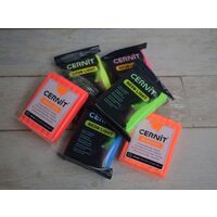 Pasta polimerica de modelat - Cernit neon light - 56 g